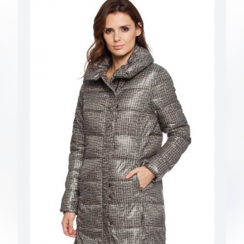 Uniqlo Jacket Women's Size Small Long Length Down Puffer Coat Geometric Pattern